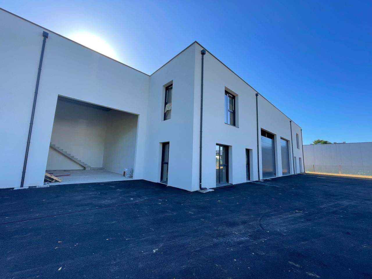 Local d'activité Saint-Étienne-du-Rouvray 444m² Location local d'activité Saint-Étienne-du-Rouvray Seine-Maritime OLACT2420762 1